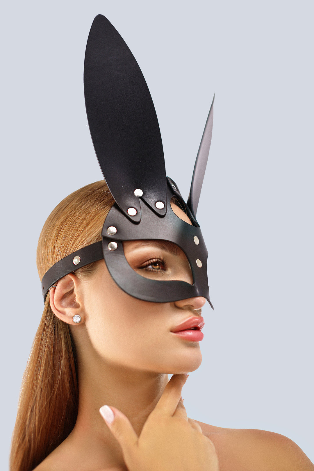 Ostara Black Leather Bunny Mask in Black