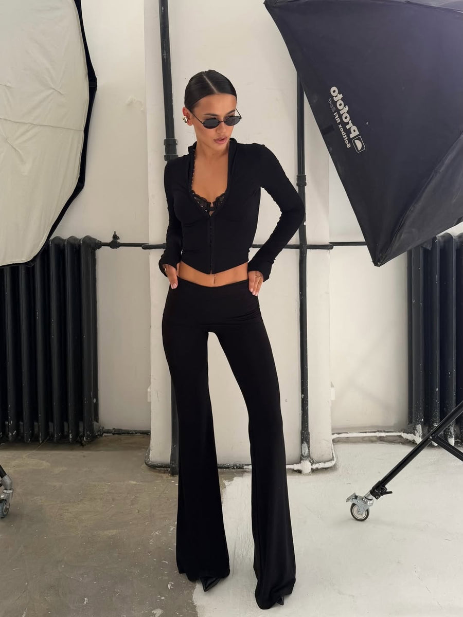 Tokyo Hook and Eye Long Sleeve Crop Top in Black