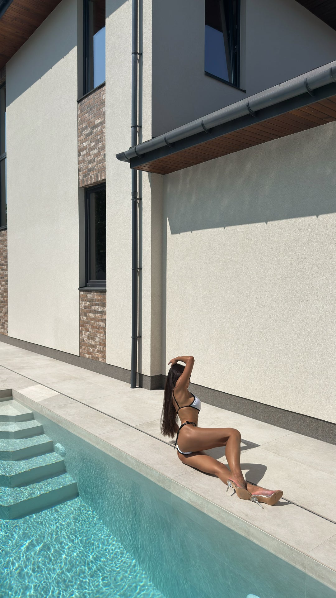 Dominica Contrast Edge Side Tie Bikini Set in White