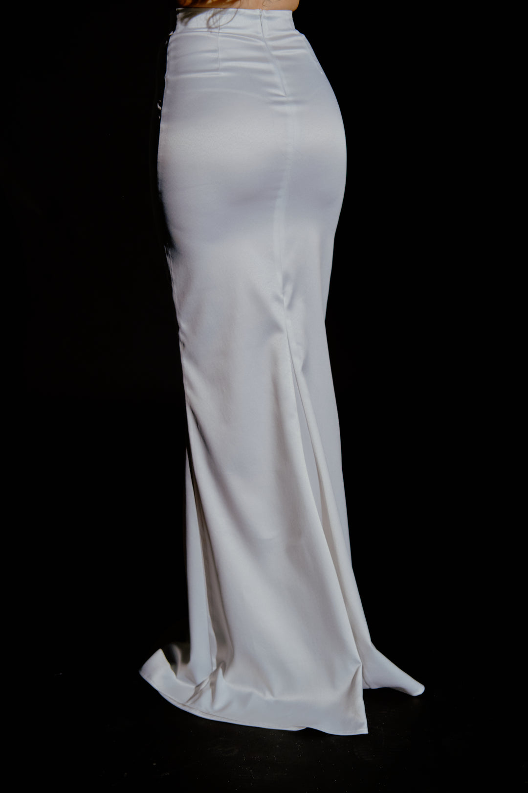 Alura Satin Mermaid Maxi Skirt in White